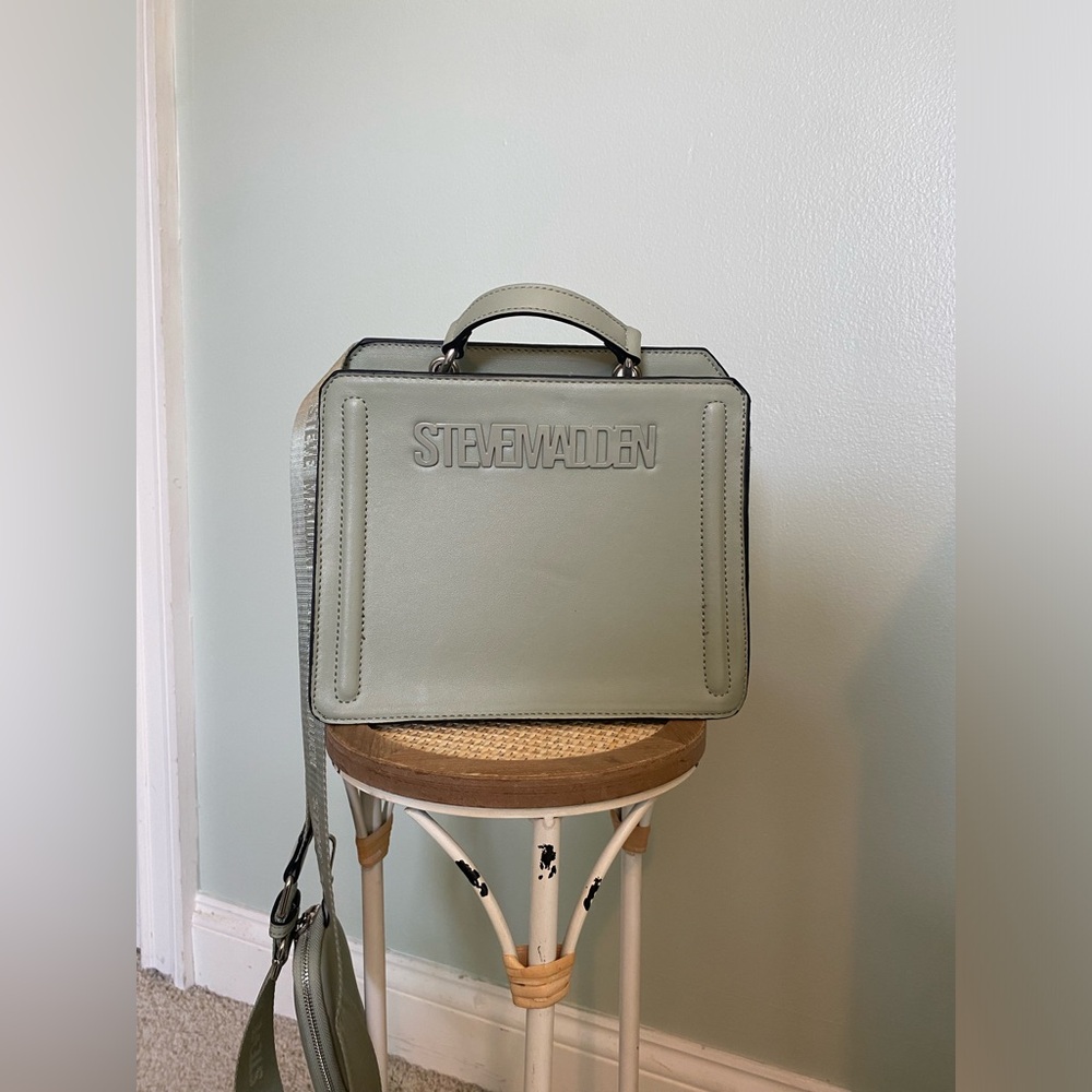 light green steve madden bevelyn convertible crossbody bag